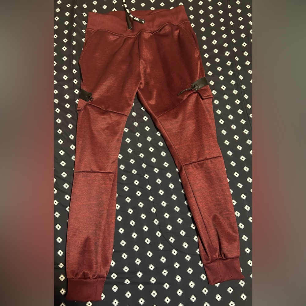 Aeropostale Maroon drawstring joggers- size s
